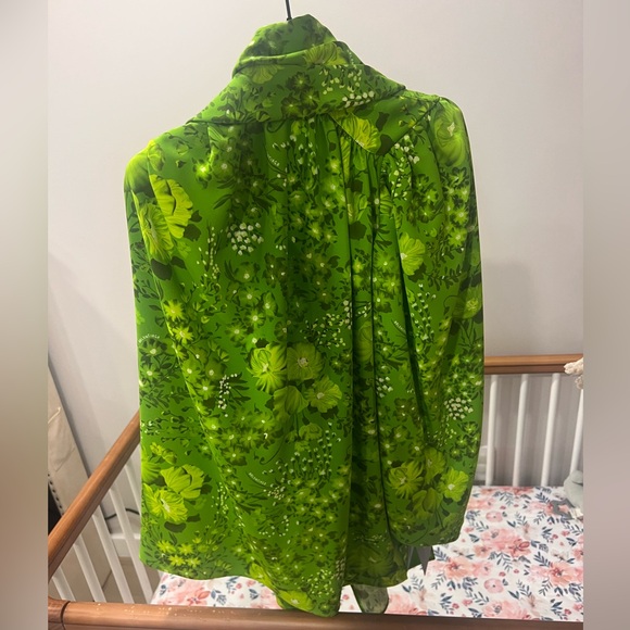 Twisted Blouse - Picture 8 of 8